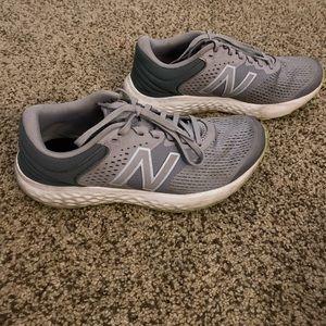 New Balance 520s, size 8